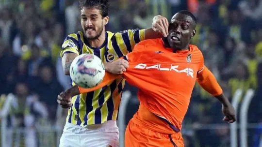 Spor Toto Süper Lig: Fenerbahçe: 1 - Medipol Başakşehir: 0 (Maç sonucu)
