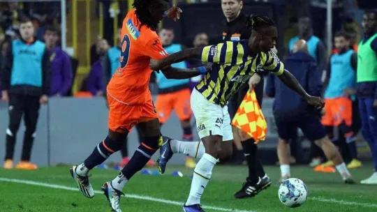 Spor Toto Süper Lig: Fenerbahçe: 1 - Medipol Başakşehir: 0 (Maç sonucu)