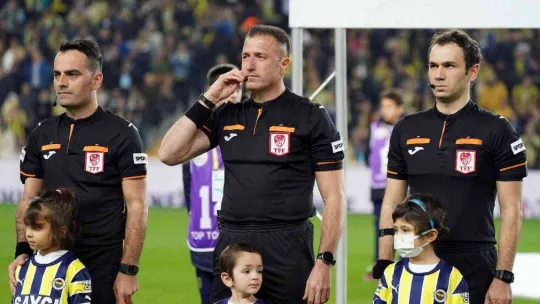 Spor Toto Süper Lig: Fenerbahçe: 0 - Sivasspor: 0 (Maç devam ediyor)