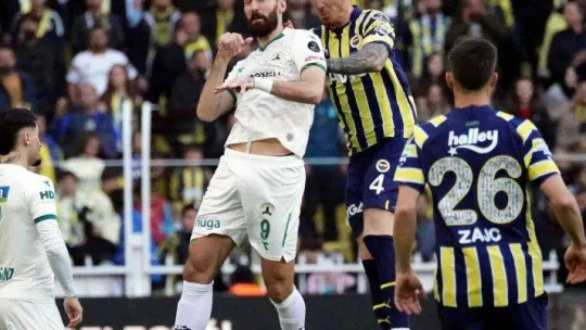 Spor Toto Süper Lig: Fenerbahçe: 0 - Giresunspor: 0 (Maç devam ediyor)