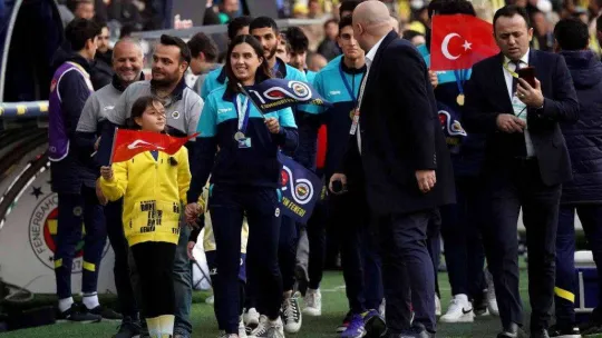 Spor Toto Süper Lig: Fenerbahçe: 0 - Giresunspor: 0 (Maç devam ediyor)