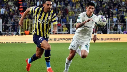 Spor Toto Süper Lig: Fenerbahçe: 1 - Giresunspor: 0 (İlk yarı)