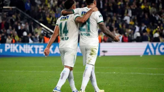 Spor Toto Süper Lig: Fenerbahçe: 1 - Giresunspor: 2 (Maç sonucu)