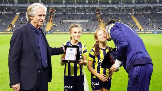 Spor Toto Süper Lig: Fenerbahçe: 1 - Hatayspor: 0 (Maç devam ediyor)