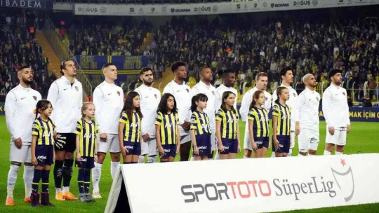Spor Toto Süper Lig: Fenerbahçe: 1 - Hatayspor: 0 (Maç devam ediyor)
