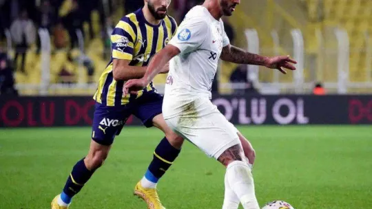 Spor Toto Süper Lig: Fenerbahçe: 2 - Hatayspor: 0 (İlk yarı)