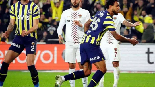 Spor Toto Süper Lig: Fenerbahçe: 2 - Hatayspor: 0 (İlk yarı)