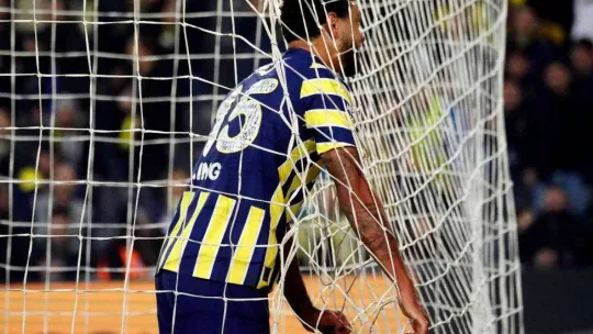 Spor Toto Süper Lig: Fenerbahçe: 2 - Hatayspor: 0 (İlk yarı)