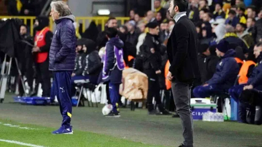 Spor Toto Süper Lig: Fenerbahçe: 0 - Kasımpaşa: 0 (Maç devam ediyor)