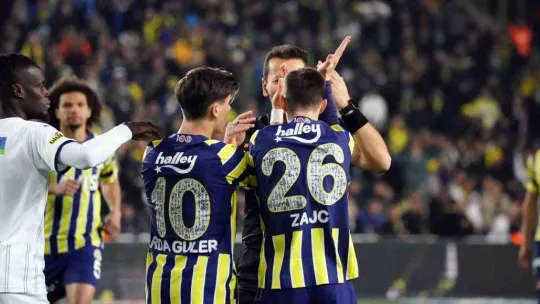 Spor Toto Süper Lig: Fenerbahçe: 0 - Kasımpaşa: 0 (Maç devam ediyor)