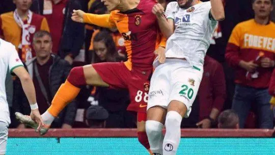 Spor Toto Süper Lig: Galatasaray: 1 - Corendon Alanyaspor: 0 (Maç devam ediyor)