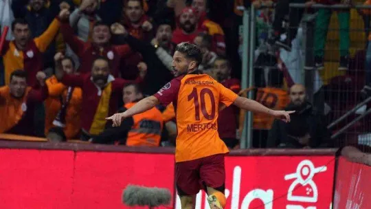 Spor Toto Süper Lig: Galatasaray: 1 - Corendon Alanyaspor: 0 (Maç devam ediyor)