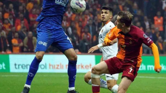 Spor Toto Süper Lig: Galatasaray: 2 - Corendon Alanyaspor: 2 (Maç sonucu)