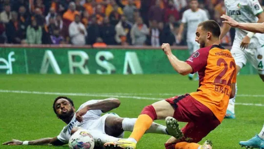 Spor Toto Süper Lig: Galatasaray: 2 - Corendon Alanyaspor: 2 (Maç sonucu)