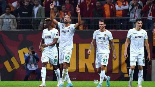Spor Toto Süper Lig: Galatasaray: 2 - Corendon Alanyaspor: 2 (Maç sonucu)