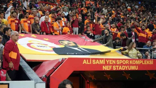 Spor Toto Süper Lig: Galatasaray: 0 - Beşiktaş: 0 (Maç devam ediyor)