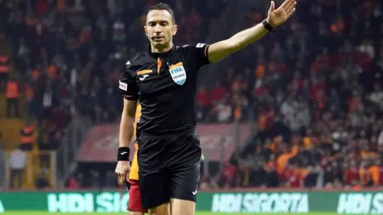 Spor Toto Süper Lig: Galatasaray: 2 - İstanbulspor: 0 (İlk yarı)