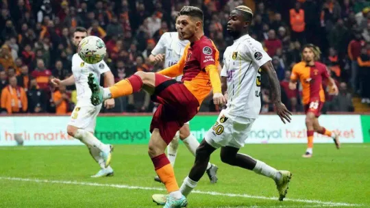 Spor Toto Süper Lig: Galatasaray: 2 - İstanbulspor: 1 (İkinci yarı)