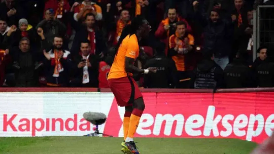 Spor Toto Süper Lig: Galatasaray: 2 - MKE Ankaragücü: 1 (İlk yarı)