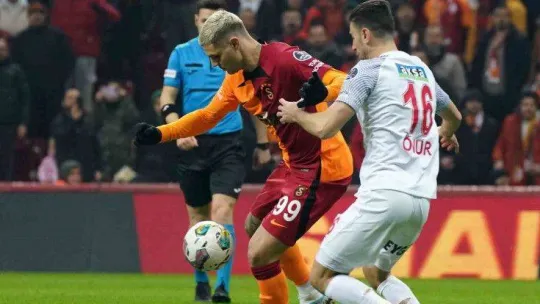Spor Toto Süper Lig: Galatasaray: 0 - Ümraniyespor: 1 (Maç devam ediyor)