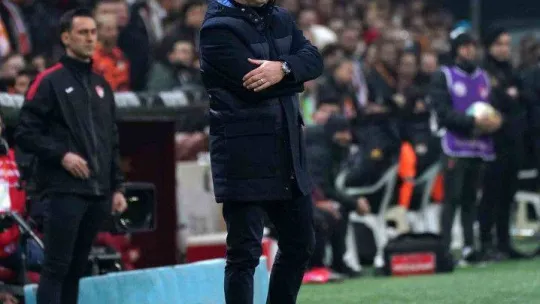 Spor Toto Süper Lig: Galatasaray: 0 - Ümraniyespor: 1 (Maç devam ediyor)