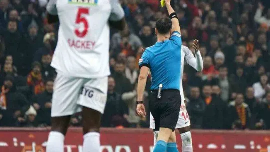 Spor Toto Süper Lig: Galatasararay: 3 - Ümraniyespor: 2 (Maç sonucu)