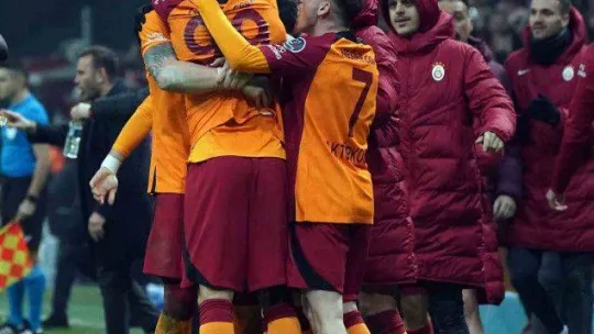 Spor Toto Süper Lig: Galatasararay: 3 - Ümraniyespor: 2 (Maç sonucu)