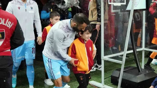 Spor Toto Süper Lig: Galatasaray: 1 - Trabzonspor: 1 (Maç devam ediyor)