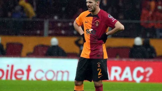 Spor Toto Süper Lig: Galatasaray: 1 - Trabzonspor: 1 (İlk yarı)