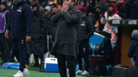 Spor Toto Süper Lig: Galatasaray: 1 - Trabzonspor: 1 (İlk yarı)