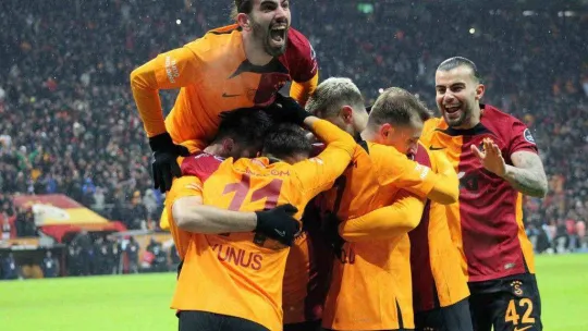 Spor Toto Süper Lig: Galatasaray: 2 - Trabzonspor: 1 (Maç sonucu)