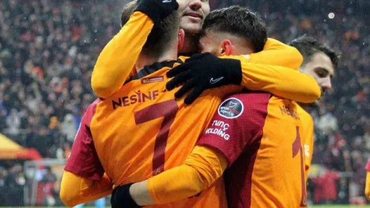 Spor Toto Süper Lig: Galatasaray: 2 - Trabzonspor: 1 (Maç sonucu)
