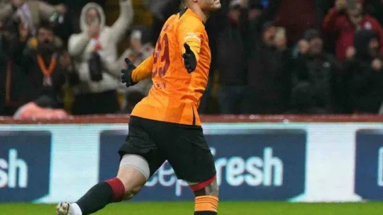 Spor Toto Süper Lig: Galatasaray: 2 - Trabzonspor: 1 (Maç sonucu)