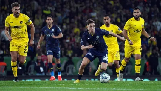 Spor Toto Süper Lig: İstanbulspor: 0 - Fenerbahçe: 0 (Maç devam ediyor)