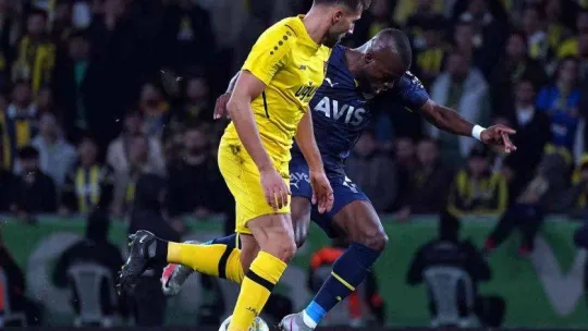 Spor Toto Süper Lig: İstanbulspor: 2 - Fenerbahçe: 5 (Maç sonucu)