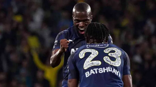 Spor Toto Süper Lig: İstanbulspor: 2 - Fenerbahçe: 5 (Maç sonucu)