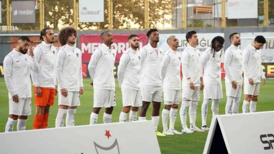 Spor Toto Süper Lig: İstanbulspor: 0 - Hatayspor: 1 (Maç devam ediyor)