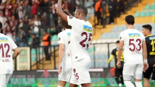 Spor Toto Süper Lig: İstanbulspor: 0 - Hatayspor: 1 (İlk yarı)