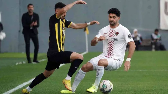 Spor Toto Süper Lig: İstanbulspor: 0 - Hatayspor: 1 (İlk yarı)