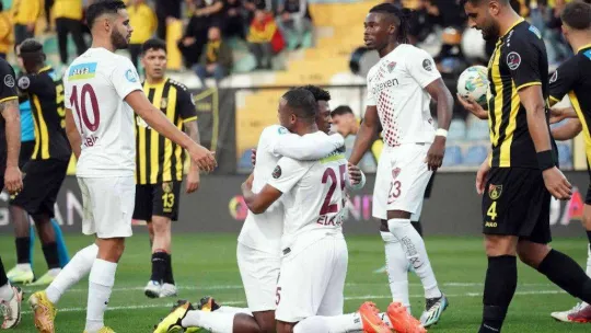 Spor Toto Süper Lig: İstanbulspor: 0 - Hatayspor: 1 (İlk yarı)