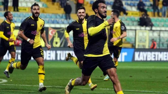 Spor Toto Süper Lig: İstanbulspor: 2 - Kasımpaşa: 1 (Maç sonucu)