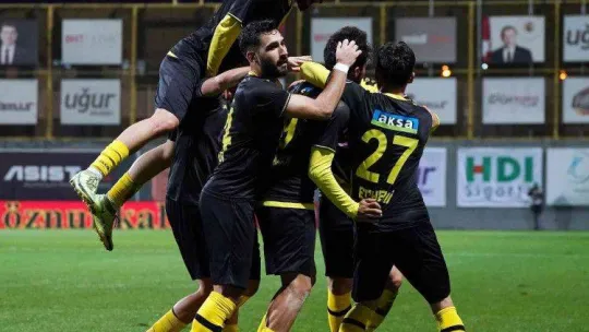 Spor Toto Süper Lig: İstanbulspor: 2 - Kasımpaşa: 1 (Maç sonucu)