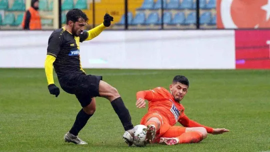 Spor Toto Süper Lig: İstanbulspor: 0 - Alanyaspor: 0 (İlk yarı)