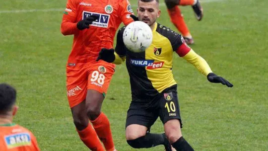 Spor Toto Süper Lig: İstanbulspor: 2 - Alanyaspor: 1 (Maç sonucu)