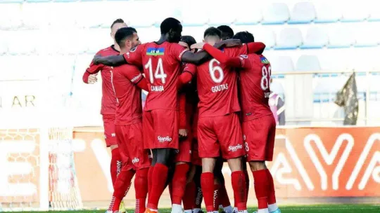 Spor Toto Süper Lig: Kasımpaşa: 0 - Sivasspor: 1 (Maç devam ediyor)