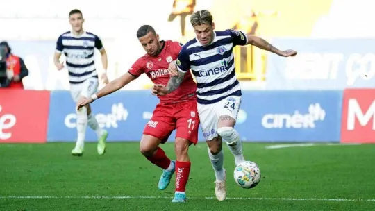 Spor Toto Süper Lig: Kasımpaşa: 1 - Sivasspor: 1 (İlk yarı)