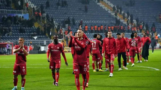 Spor Toto Süper Lig: Kasımpaşa: 1 - Sivasspor: 2 (Maç sonucu)