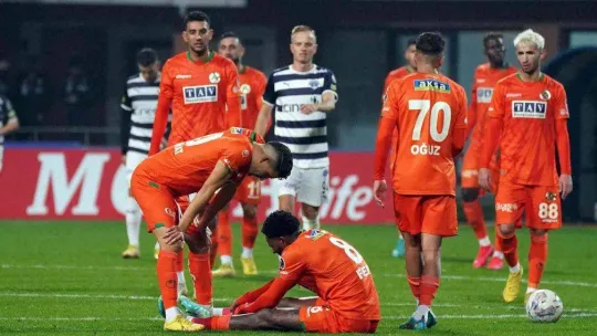 Spor Toto Süper Lig: Kasımpaşa: 4 - Alanyaspor: 1 (Maç sonucu)