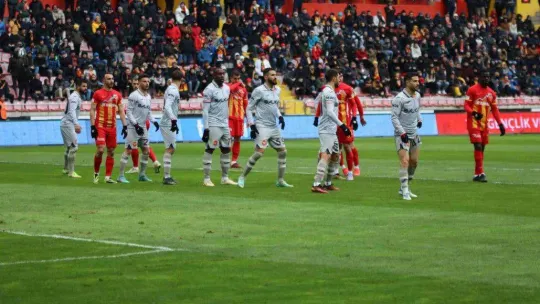 Spor Toto Süper Lig: Kayserispor: 0 - Medipol Başakşehir: 0 (Maç devam ediyor)