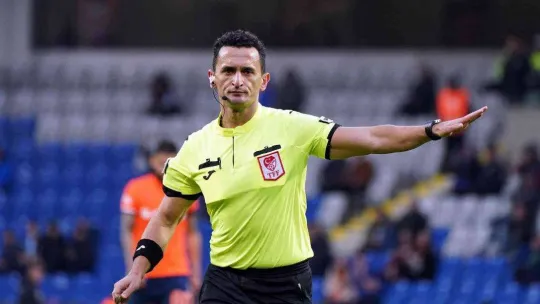 Spor Toto Süper Lig: Medipol Başakşehir: 1 - İstanbulspor: 0 (İlk yarı)